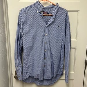 Vineyard Vines size Medium checkered button down. Classic white & blue